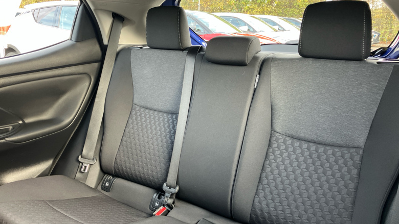 Toyota Yaris 1.5 Hybrid Icon 5dr CVT Hybrid Hatchback